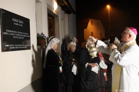 Blagoslov spominske plošče Francu Mihaelu Paglovcu in Ignaciju Škodi (15)